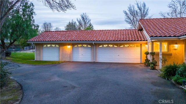 1235 Shane Lane, Templeton, CA 93465