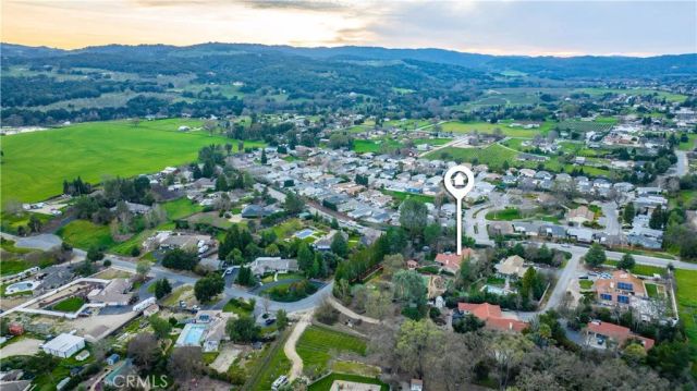 1235 Shane Lane, Templeton, CA 93465