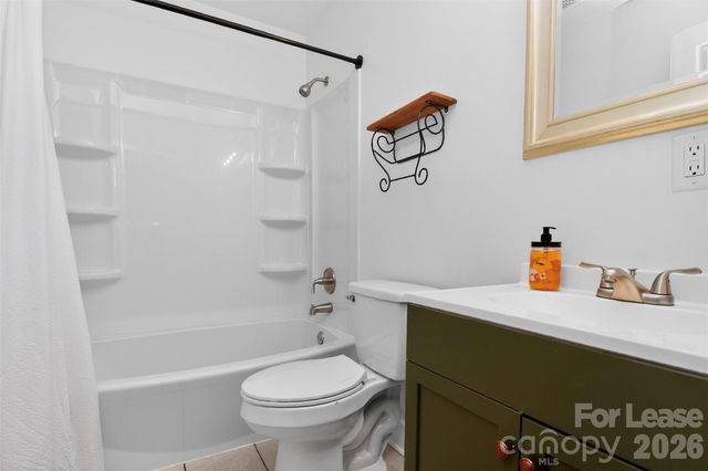 1954 Garibaldi Avenue, Charlotte, NC 28208