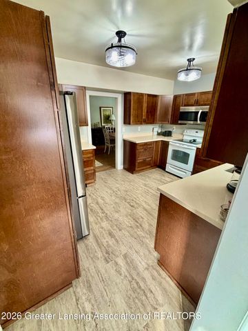 237 S Oliver Street, Charlotte, MI 48813