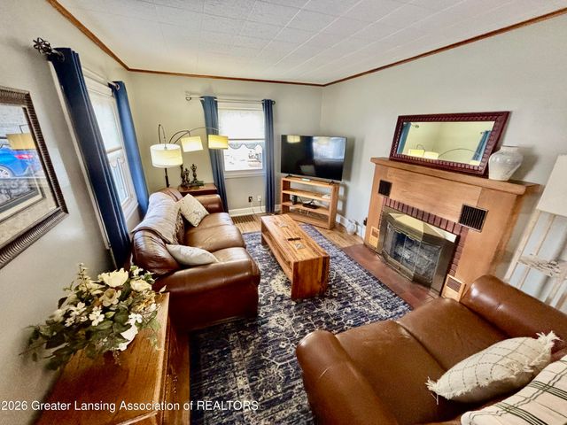 237 S Oliver Street, Charlotte, MI 48813