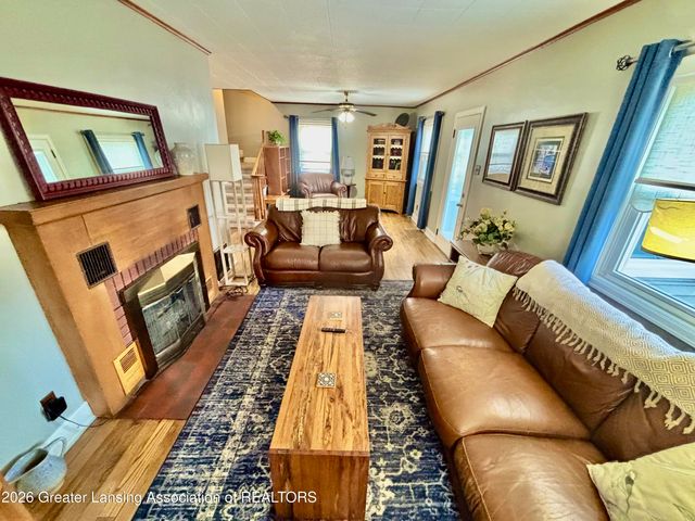 237 S Oliver Street, Charlotte, MI 48813