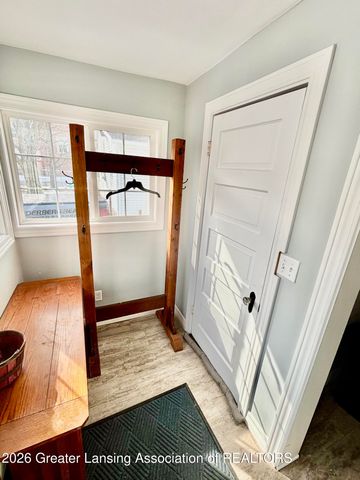 237 S Oliver Street, Charlotte, MI 48813