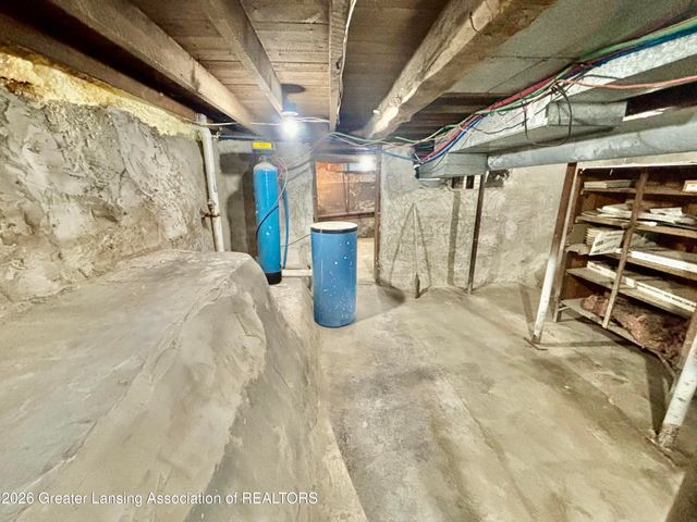 237 S Oliver Street, Charlotte, MI 48813