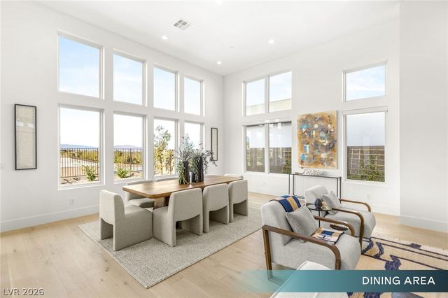 10964 Rossa Peak Avenue, Las Vegas, NV 89135