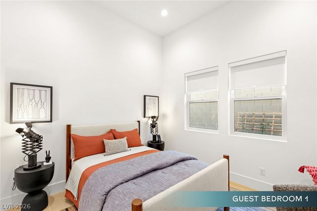 10964 Rossa Peak Avenue, Las Vegas, NV 89135