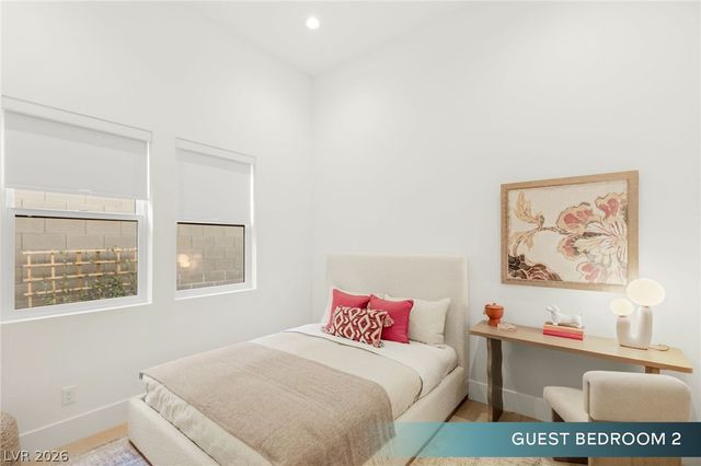 10964 Rossa Peak Avenue, Las Vegas, NV 89135