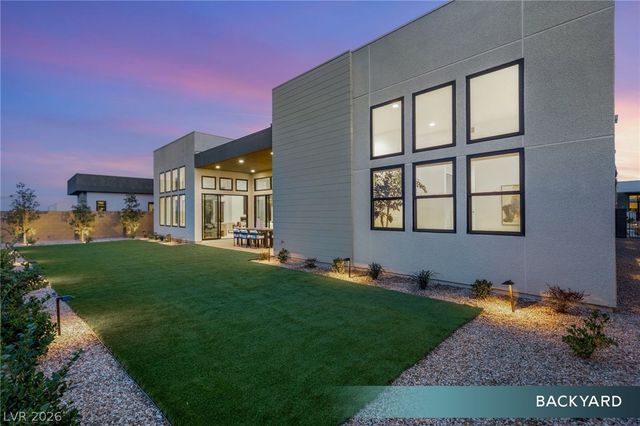 10964 Rossa Peak Avenue, Las Vegas, NV 89135