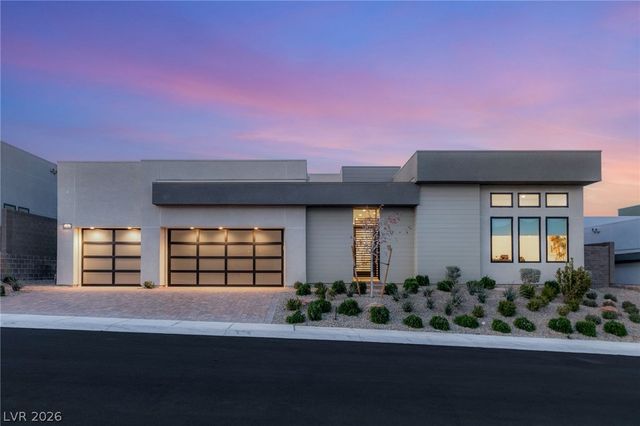 10964 Rossa Peak Avenue, Las Vegas, NV 89135