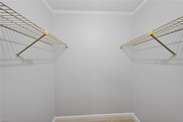 5300 Treetops DR I206, Naples, FL 34113