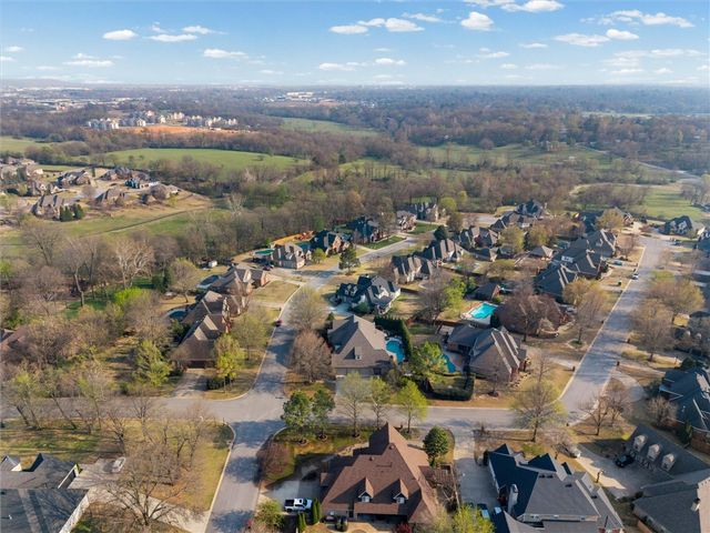 3256 Tanglewood Drive, Springdale, AR 72764