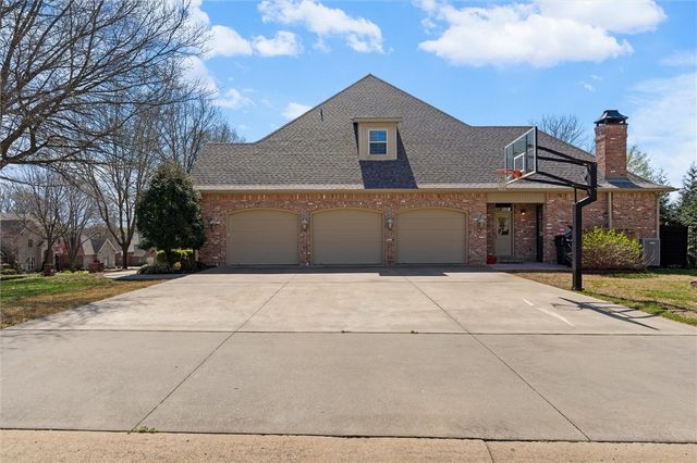 3256 Tanglewood Drive, Springdale, AR 72764