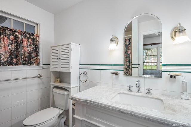 119 7th Street, Saint James, NY 11780