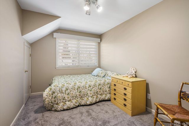 119 7th Street, Saint James, NY 11780
