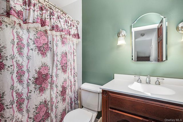 119 7th Street, Saint James, NY 11780
