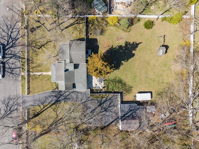 119 7th Street, Saint James, NY 11780