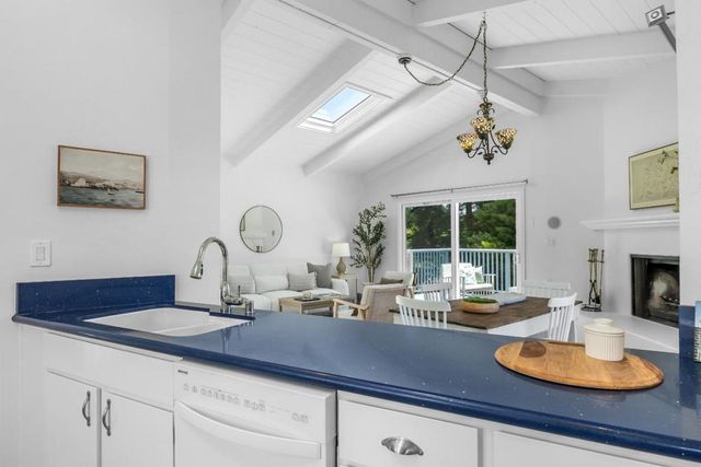 542 Blackjack Lane, Santa Cruz, CA 95062