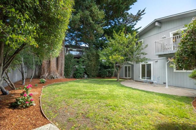 542 Blackjack Lane, Santa Cruz, CA 95062