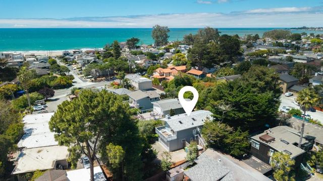 542 Blackjack Lane, Santa Cruz, CA 95062