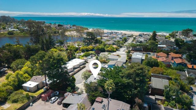 542 Blackjack Lane, Santa Cruz, CA 95062