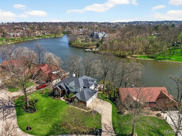 11 Regatta Bay Court, Lake St Louis, MO 63367