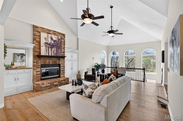 11 Regatta Bay Court, Lake St Louis, MO 63367