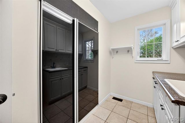 11 Regatta Bay Court, Lake St Louis, MO 63367