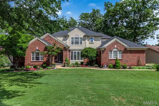 11 Regatta Bay Court, Lake St Louis, MO 63367