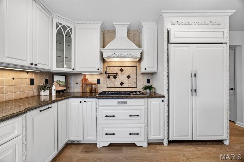 Image 37 of property listing at 11 Regatta Bay Court, Lake St Louis, MO 63367