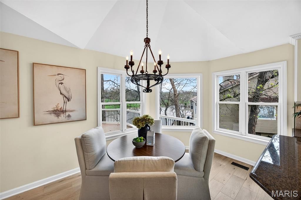 Image 40 of property listing at 11 Regatta Bay Court, Lake St Louis, MO 63367