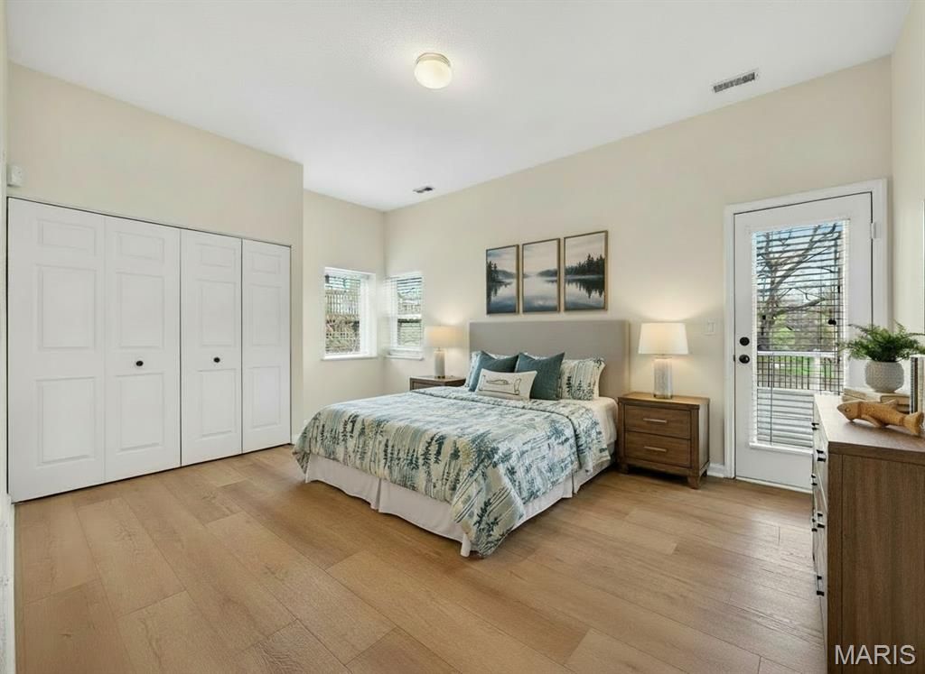 Image 59 of property listing at 11 Regatta Bay Court, Lake St Louis, MO 63367