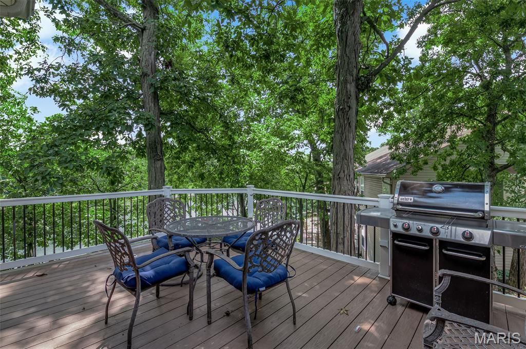 Image 70 of property listing at 11 Regatta Bay Court, Lake St Louis, MO 63367