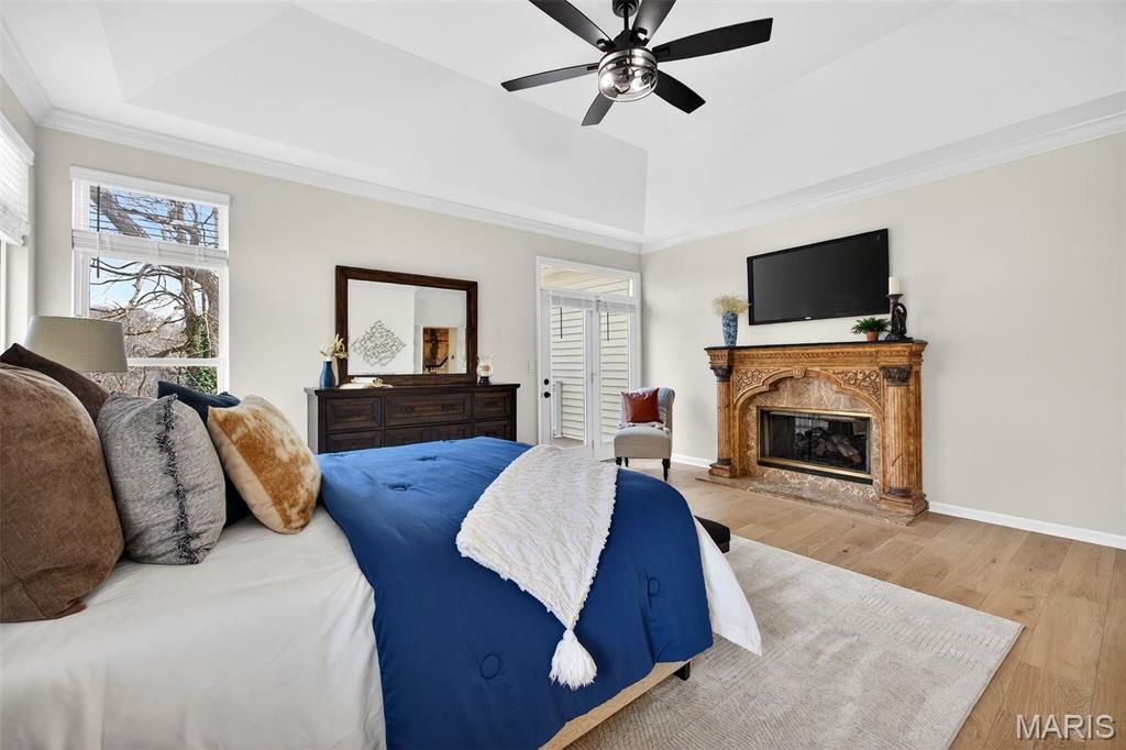 Image 8 of property listing at 11 Regatta Bay Court, Lake St Louis, MO 63367