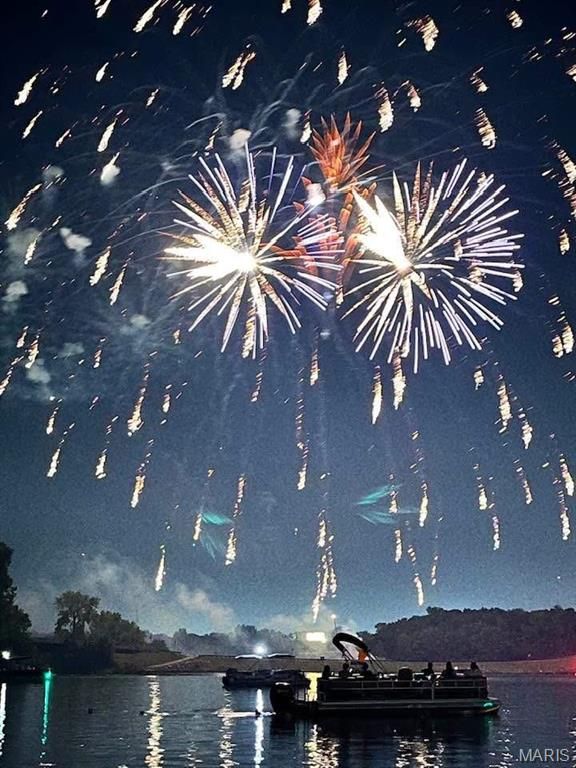 Image 74 of property listing at 11 Regatta Bay Court, Lake St Louis, MO 63367