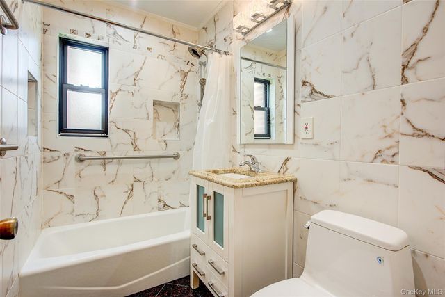 7401 220th Street 132B2, Oakland Gardens, NY 11364