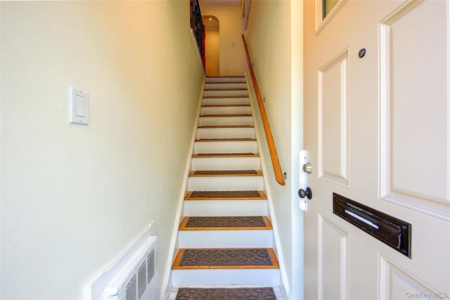 7401 220th Street 132B2, Oakland Gardens, NY 11364