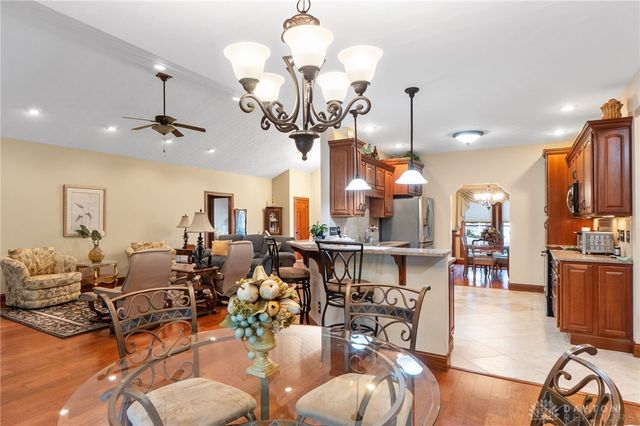 1547 Yellow Rose Court, Fairborn, OH 45324