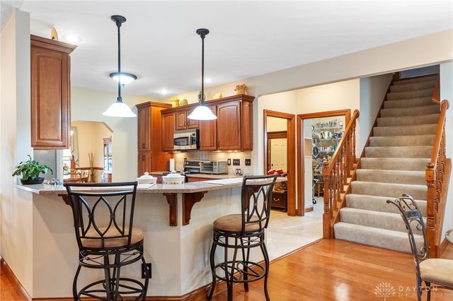 1547 Yellow Rose Court, Fairborn, OH 45324