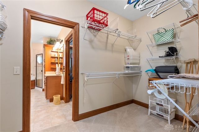 1547 Yellow Rose Court, Fairborn, OH 45324