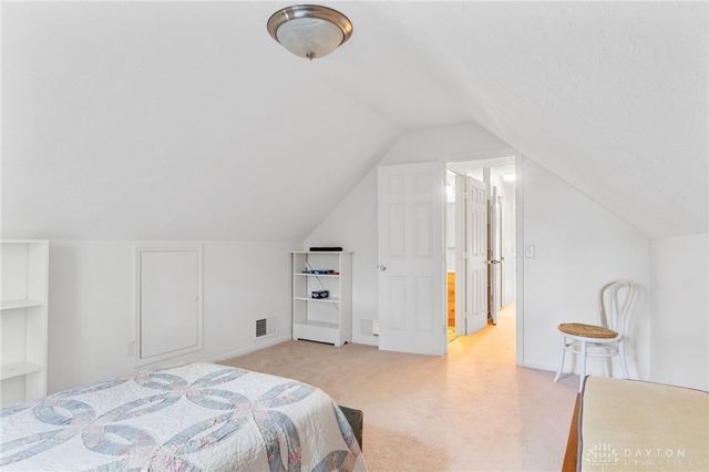 1547 Yellow Rose Court, Fairborn, OH 45324