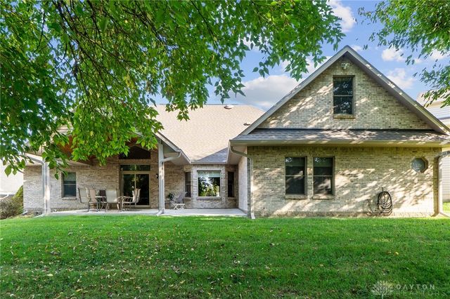 1547 Yellow Rose Court, Fairborn, OH 45324