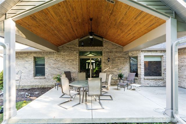 1547 Yellow Rose Court, Fairborn, OH 45324