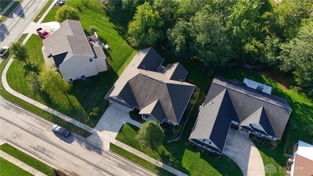 1547 Yellow Rose Court, Fairborn, OH 45324