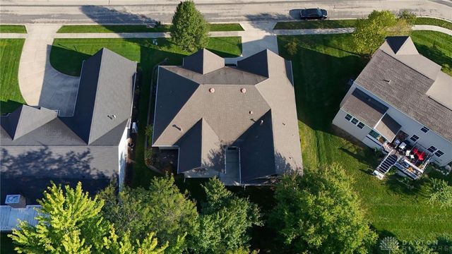 1547 Yellow Rose Court, Fairborn, OH 45324