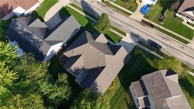 1547 Yellow Rose Court, Fairborn, OH 45324