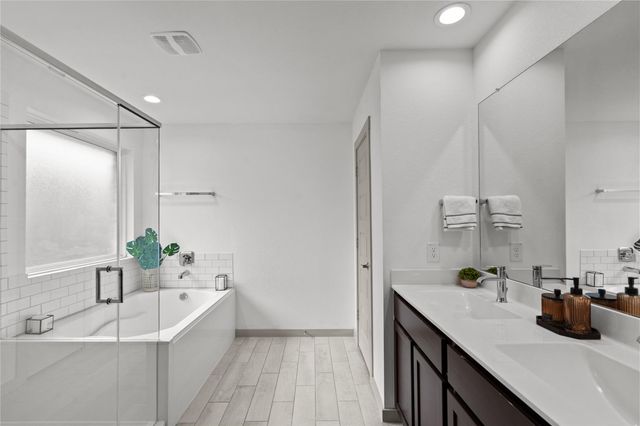 13332 Silver Egret Lane Lane, Texas City, TX 77568