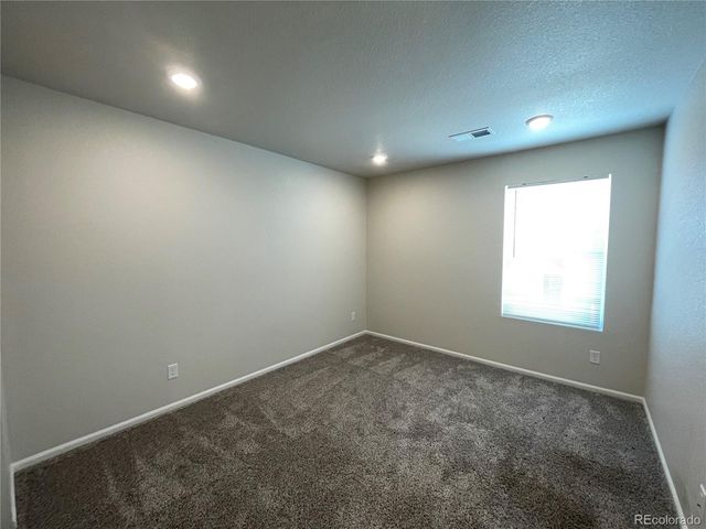 6089 N Liverpool Street, Aurora, CO 80019
