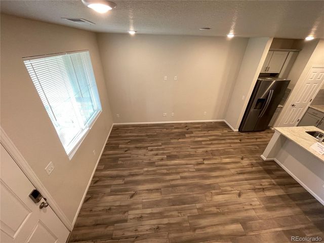 6089 N Liverpool Street, Aurora, CO 80019