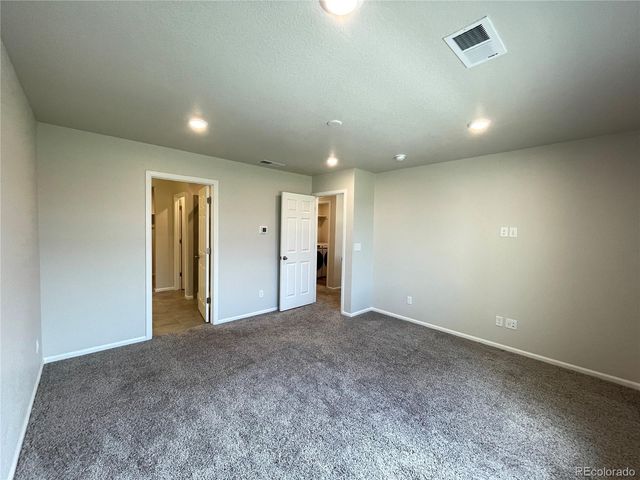 6089 N Liverpool Street, Aurora, CO 80019