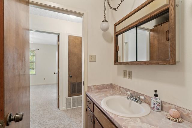 2711 Tin Top Road, Weatherford, TX 76087